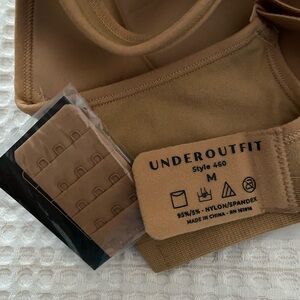 UNDEROUTFIT Tan bra Medium New w/ tags Comfort shaping with adjustable straps